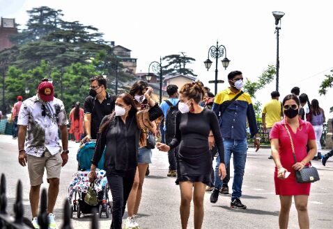 8,000 tourist vehicles sent back from Mussoorie, Nainital 8,000 tourist vehicles sent back from Mussoorie, Nainital