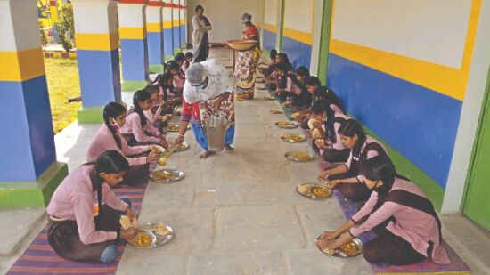 Indias free meals scheme in schools linked to improved growth in kids of beneficiaries Indias free meals scheme in schools linked to improved growth in kids of beneficiaries
