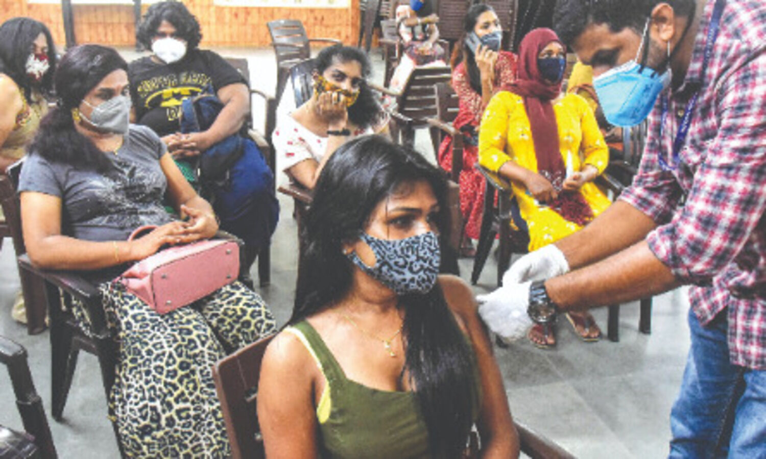 Cong alleges shortage of Covid vaccines in states