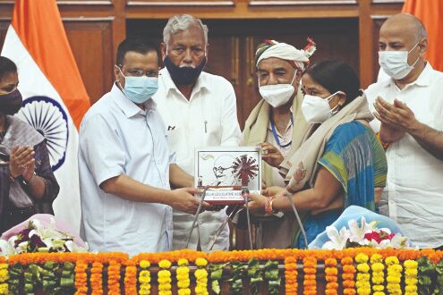 CM Kejriwal pitches for Bharat Ratna to Sunderlal Bahuguna