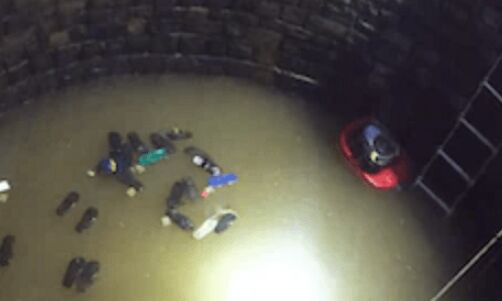 Several people fall into well while rescuing girl in MPs Vidisha, 16 pulled out safely Several people fall into well while rescuing girl in MPs Vidisha, 16 pulled out safely