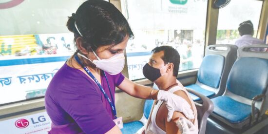 Daily vaccination mark crosses 60K in city Daily vaccination mark crosses 60K in city