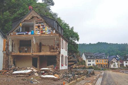 Death toll from Europe floods tops 150 as water recedes Death toll from Europe floods tops 150 as water recedes