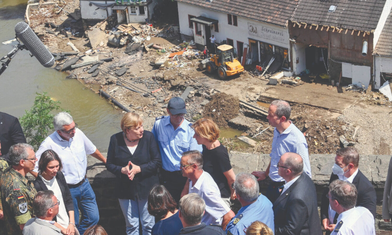 Europe flooding toll over 180 as rescuers dig deeper