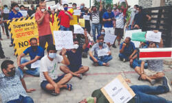 Residents demand immediate registry Residents demand immediate registry