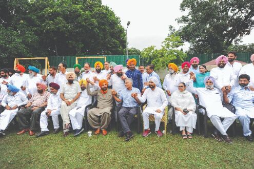 Journey has just begun, says Navjot Singh Sidhu Journey has just begun, says Navjot Singh Sidhu