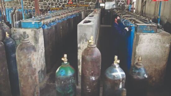 Man steals pipes of O2 plant at Sanjay Gandhi Hosp, held Man steals pipes of O2 plant at Sanjay Gandhi Hosp, held