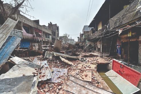 1st Delhi riots trial ends in acquittal,  court slams probe