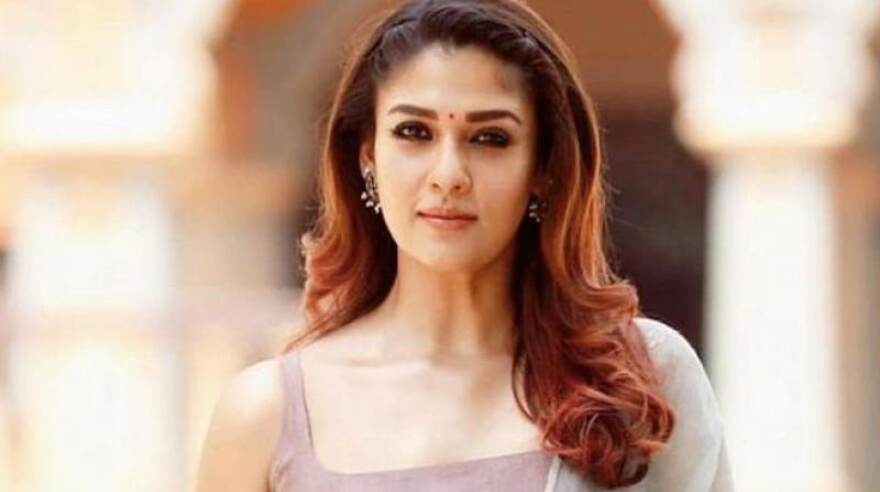 Nayanthara to make her Bollywood debut opposite Shah Rukh Khan Nayanthara to make her Bollywood debut opposite Shah Rukh Khan