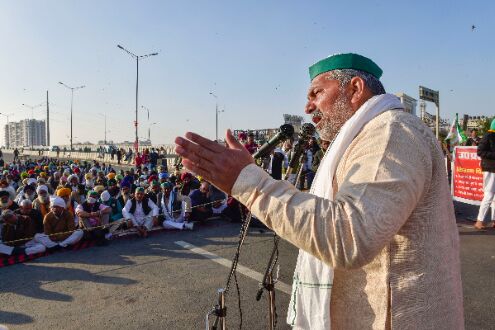 Farmers finally make it to Jantar Mantar, Tomar asks them to end stir