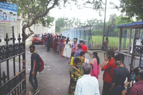 Madhyamik results reveal avg students benefiting from evaluation pattern Madhyamik results reveal avg students benefiting from evaluation pattern