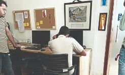 Cop shows up at The Wire  office; routine check: DCP