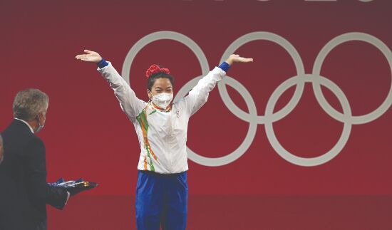 Mirabai opens Indias medal account with silver at Tokyo Mirabai opens Indias medal account with silver at Tokyo