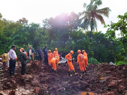 Maha rains: Search ops on for missing people in Satara, Mumbai-Bengaluru stretch Maha rains: Search ops on for missing people in Satara, Mumbai-Bengaluru stretch