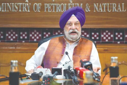MP levies highest tax on petrol, Rajasthan on diesel, says Puri MP levies highest tax on petrol, Rajasthan on diesel, says Puri