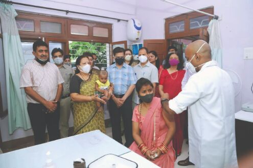 MoSR visits vaccination centre at SP Marg Health Unit MoSR visits vaccination centre at SP Marg Health Unit