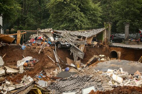 Maha monsoon mayhem: Death toll rises to 164 Maha monsoon mayhem: Death toll rises to 164