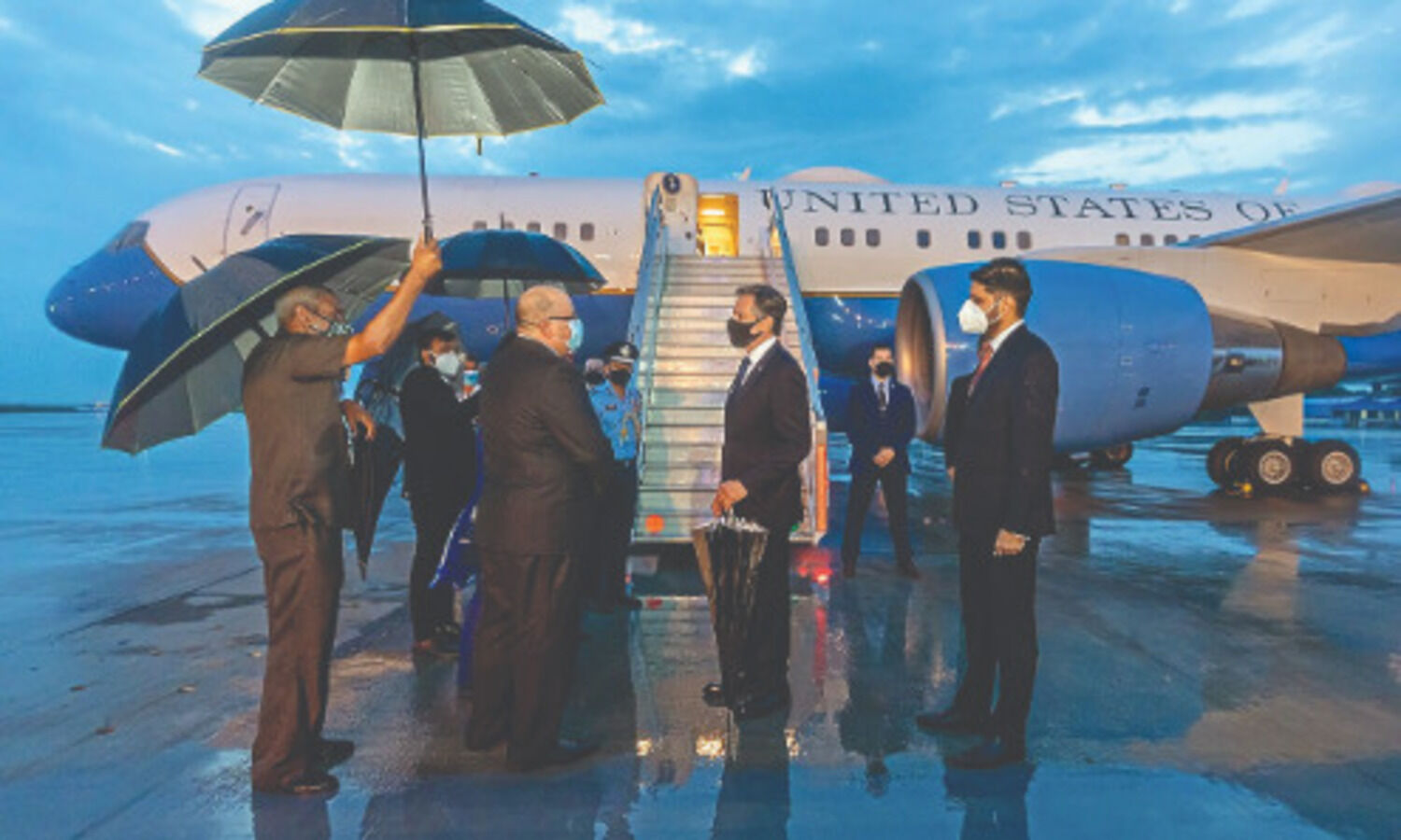 US Secy of State arrives; to hold talks with Indian leaders today