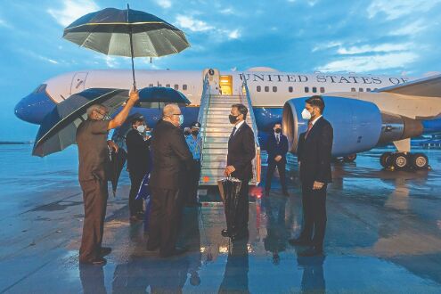 US Secy of State arrives; to hold talks with Indian leaders today US Secy of State arrives; to hold talks with Indian leaders today