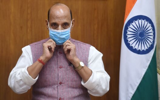 Rajnath holds bilateral talks with his Belarusian counterpart in Dushanbe