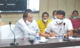 South 24-Pgns admin to give alert transmitters to trawlers South 24-Pgns admin to give alert transmitters to trawlers