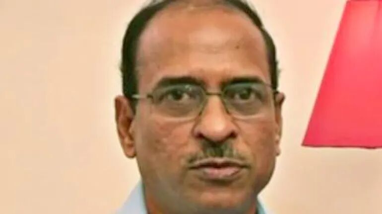 Calcutta University confers PhD degree to WB chief secretary Calcutta University confers PhD degree to WB chief secretary