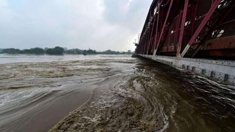 Delhi: Alert sounded as Yamuna water level nears danger mark