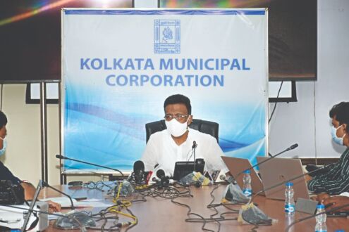 KMC to start vaccination at home for 80 plus & bed-ridden people KMC to start vaccination at home for 80 plus & bed-ridden people
