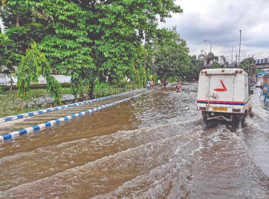 At least 35,000 people evacuated; 9 dead; CM takes updates from Chief Secretary At least 35,000 people evacuated; 9 dead; CM takes updates from Chief Secretary