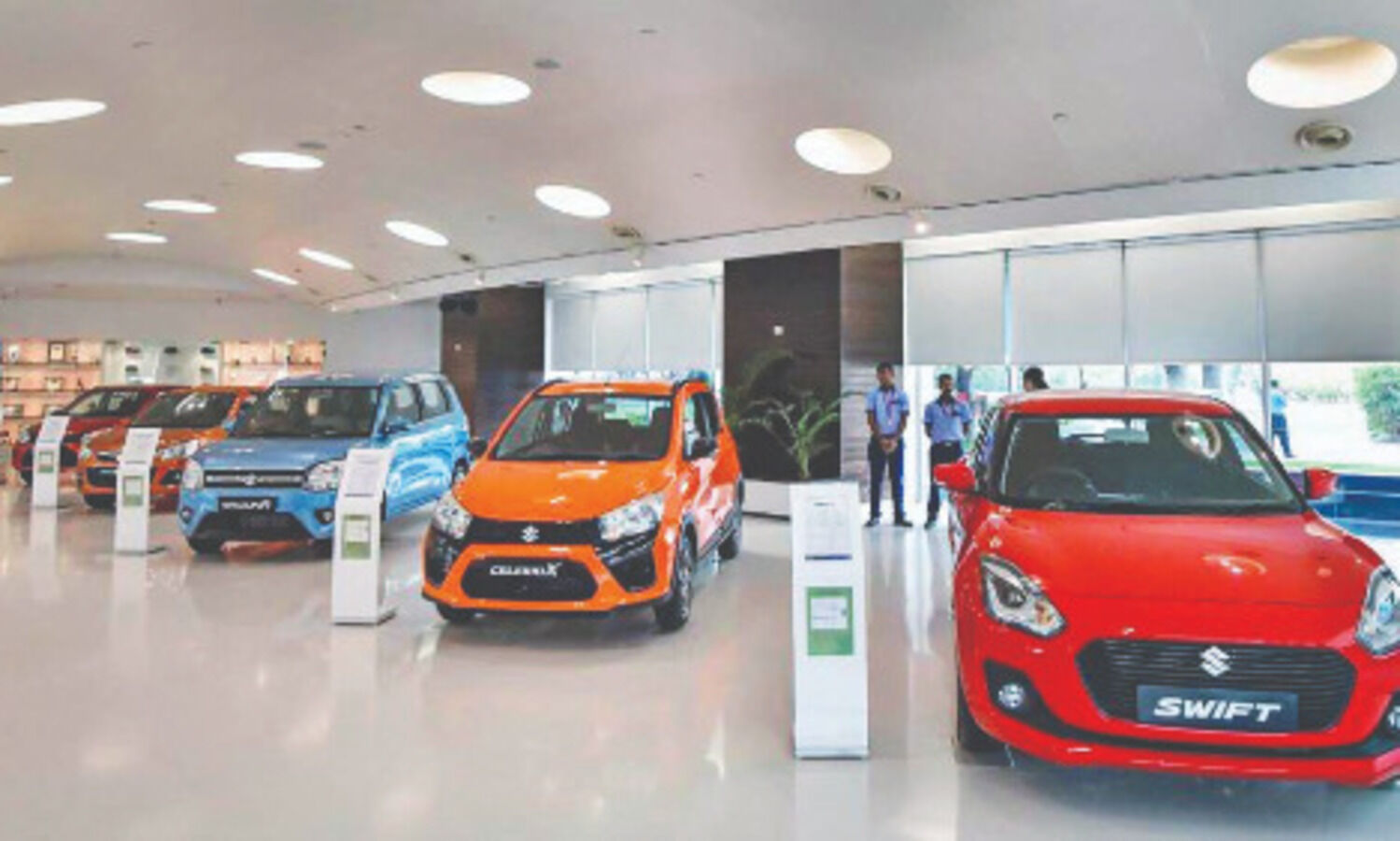 Automobile cos post double-digit   domestic sales growth in July