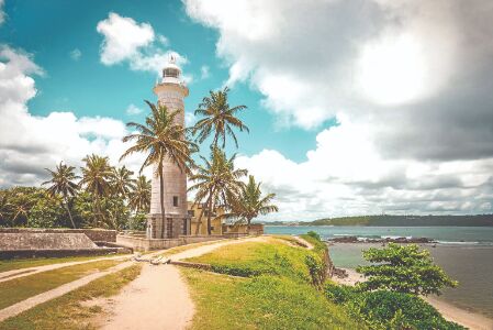 Sri Lanka lifts inter-provincial travel ban Sri Lanka lifts inter-provincial travel ban