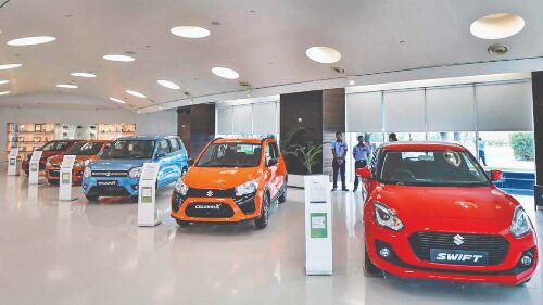 Automobile cos post double-digit   domestic sales growth in July