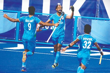 Indian mens hockey team beats Great Britain 3-1 Indian mens hockey team beats Great Britain 3-1