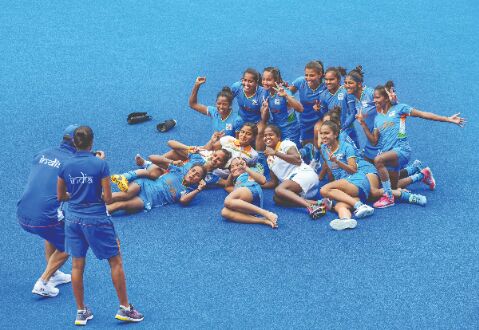 India stun Australia to reach semi-finals India stun Australia to reach semi-finals