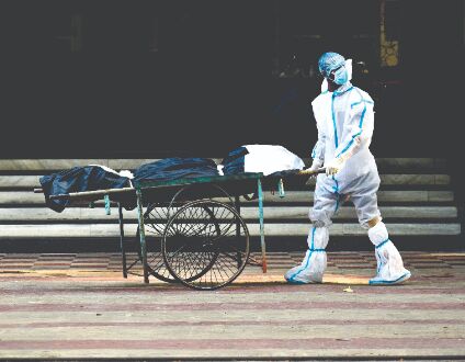 Single-day fatalities dip to 9; about 729 cases reported in past 24 hrs Single-day fatalities dip to 9; about 729 cases reported in past 24 hrs