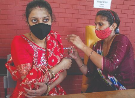 India logs 42,625 Covid cases, 562 deaths in a day India logs 42,625 Covid cases, 562 deaths in a day