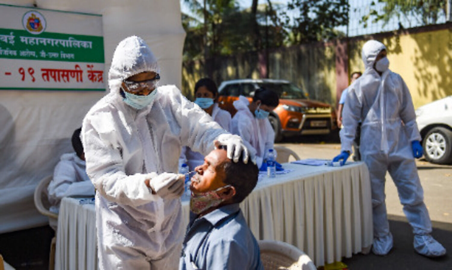 COVID-19: India logs 42,982 new cases, 533 fresh fatalities