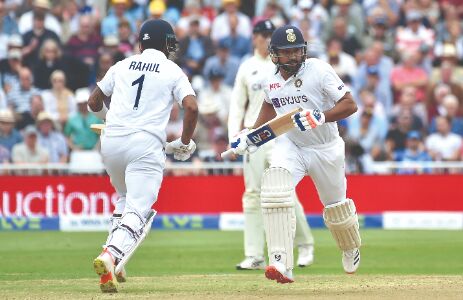 Rahul shines, Anderson swings it back in favour of England