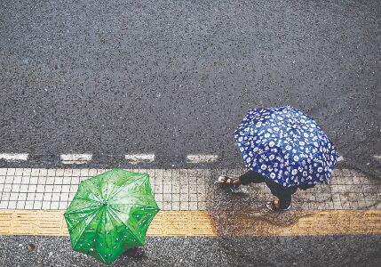 Delhi saw 40% excess rain so  far; PWD Min Jain takes stock