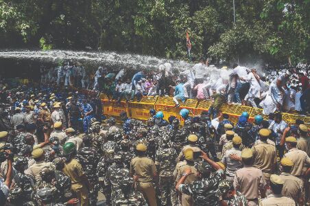2 Cong MPs, 4 MLAs among over 500 detained for Pegasus stir 2 Cong MPs, 4 MLAs among over 500 detained for Pegasus stir