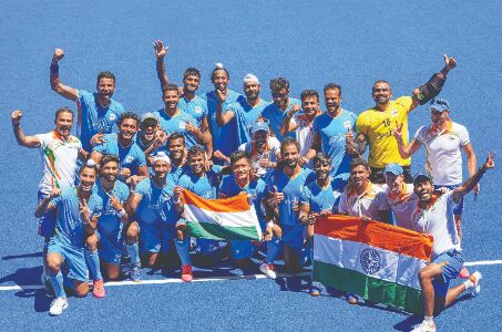 Dahiya wins Silver; 41-yr-old wait ends with Indias Bronze in mens hockey Dahiya wins Silver; 41-yr-old wait ends with Indias Bronze in mens hockey