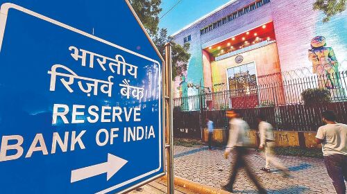 RBI retains growth forcast for current fiscal at 9.5%
