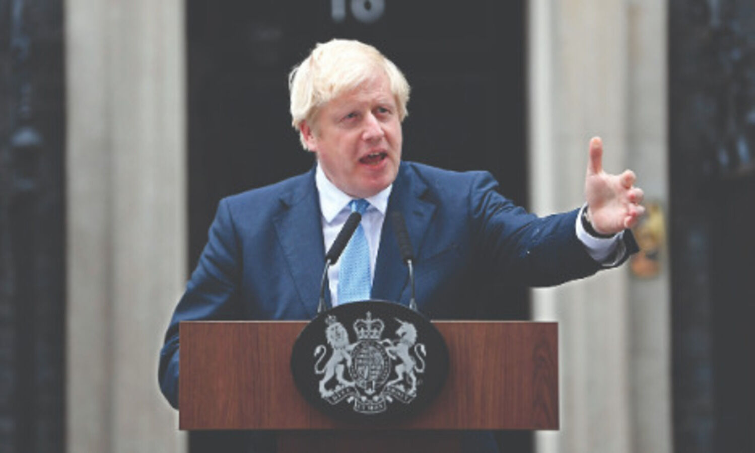 UK PM not to self-isolate   after aide tests Covid positive