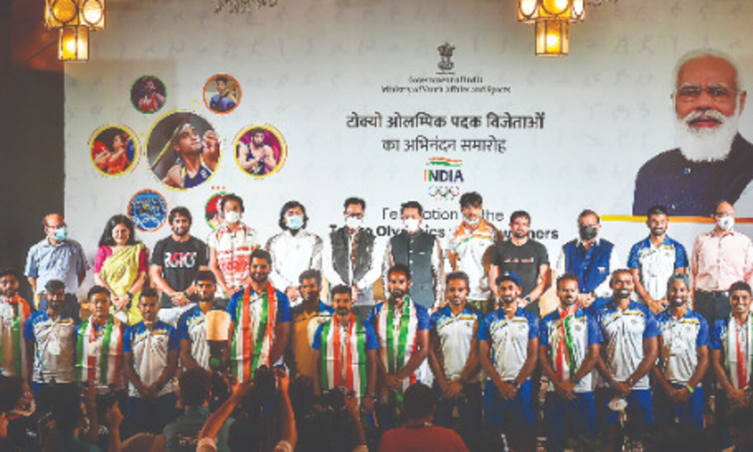 India lays out red carpet for Olympic heroes