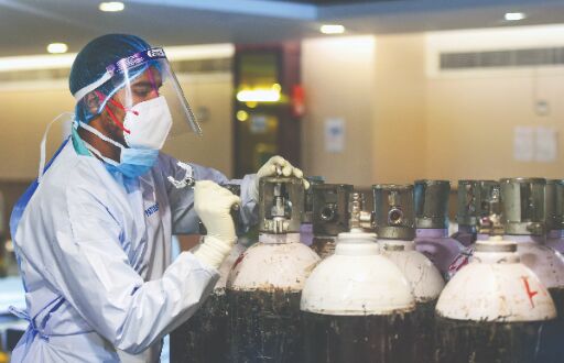 Active cases dip below 500;  36 new infections & 1 death