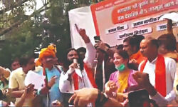 Priest in town for Upadhyay event attacked in Dasna Devi temple Priest in town for Upadhyay event attacked in Dasna Devi temple