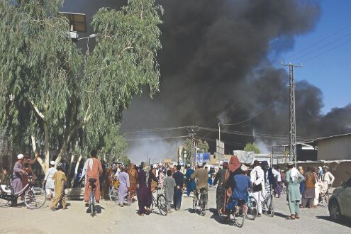 Taliban sweeps across Southern Afghanistan Taliban sweeps across Southern Afghanistan