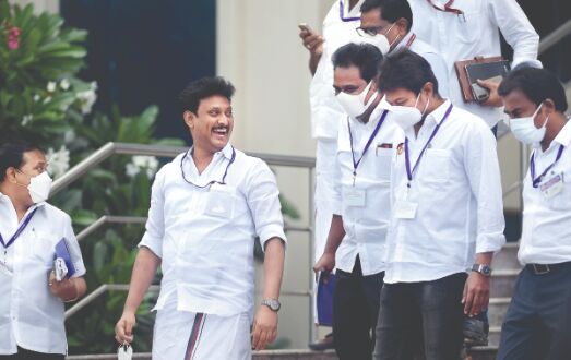 DMK govt announces tax cut of Rs 3 on petrol DMK govt announces tax cut of Rs 3 on petrol