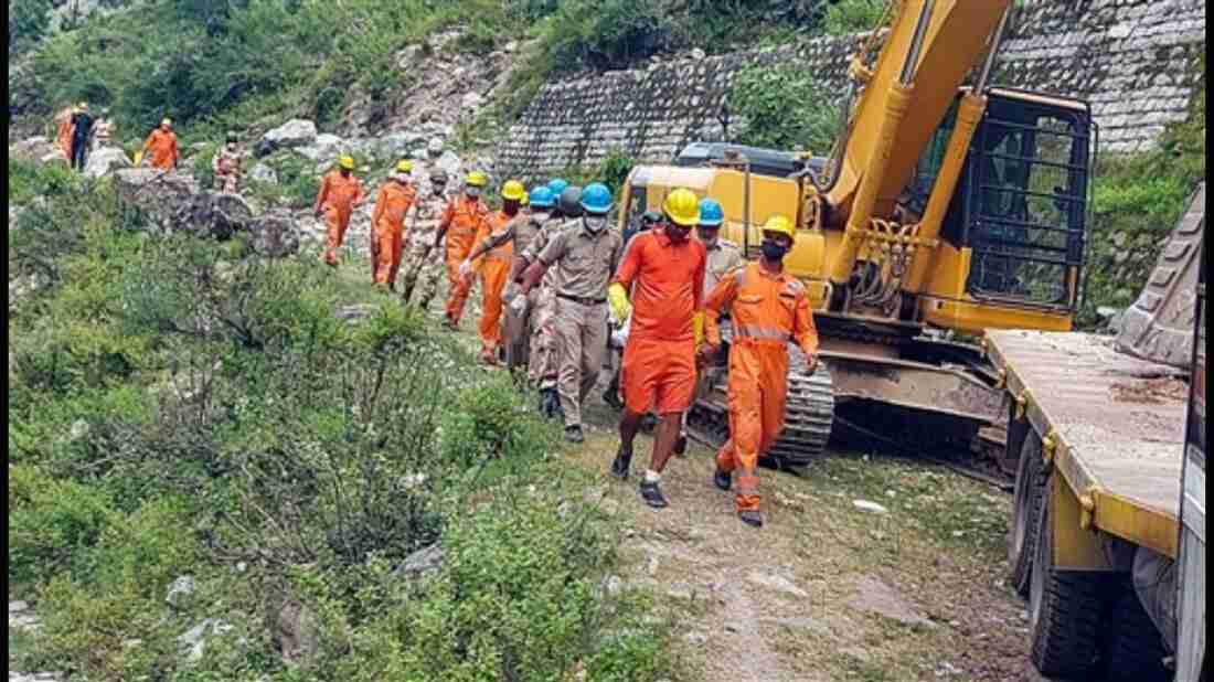 Himachal landslide: Death toll climbs to 25 Himachal landslide: Death toll climbs to 25
