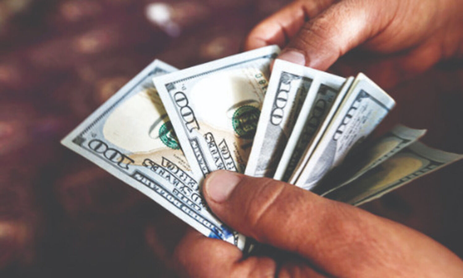 Indias forex reserves fall $2.10 bn to $619.365 bn